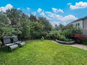 Photo 28- click for photo gallery